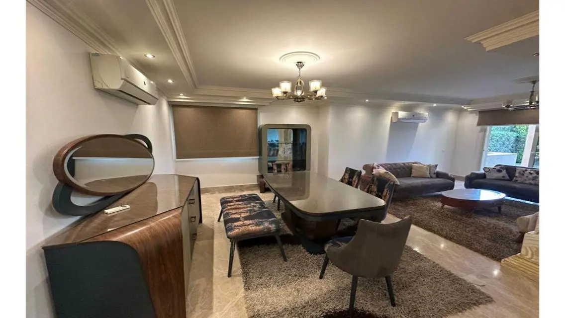 Luxurious Apartment with 650 sqm, Private Pool and Garden