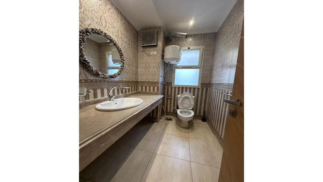 Luxurious Apartment with 650 sqm, Private Pool and Garden
