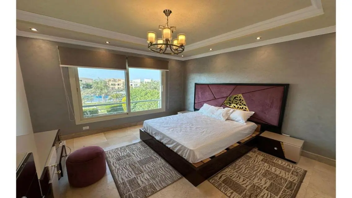 Luxurious Apartment with 650 sqm, Private Pool and Garden