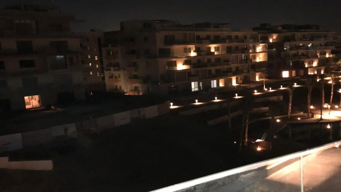 بنتهاوس فخم للبيع في مجمع V Residence