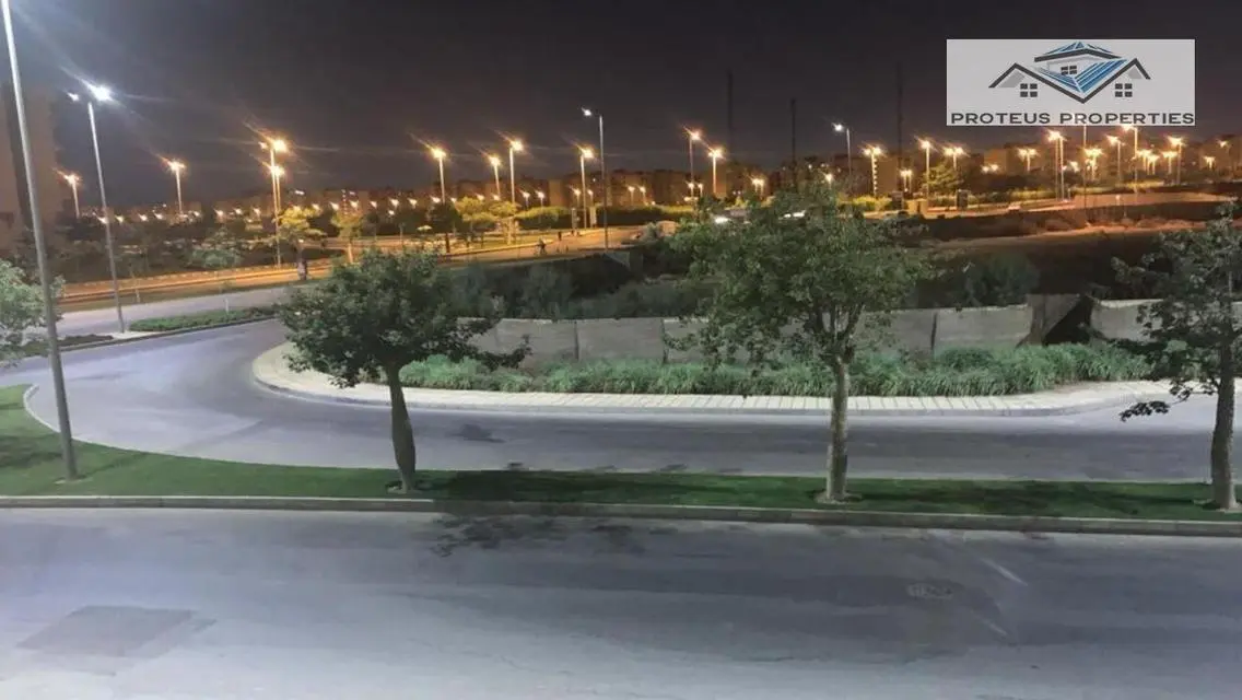 شقة فاخرة للايجار في B10