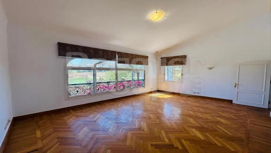 Stunning 600 sqm Apartment in the Heart of the City