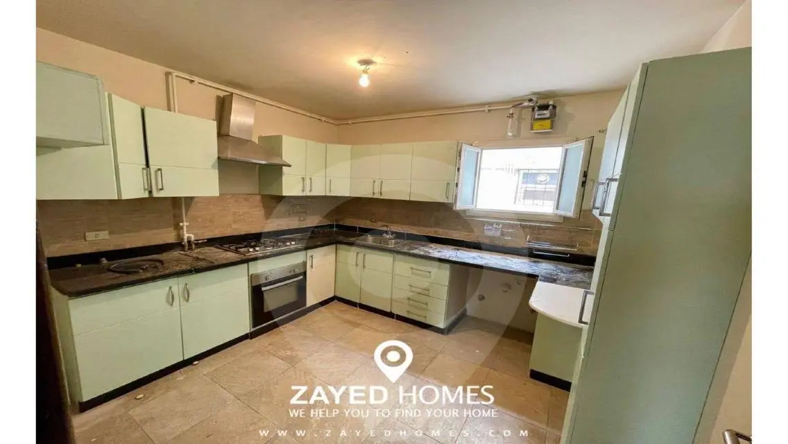 Penthouses area 198 sqm for rent in Zayed Dunes