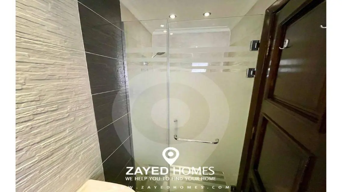 Penthouses area 198 sqm for rent in Zayed Dunes