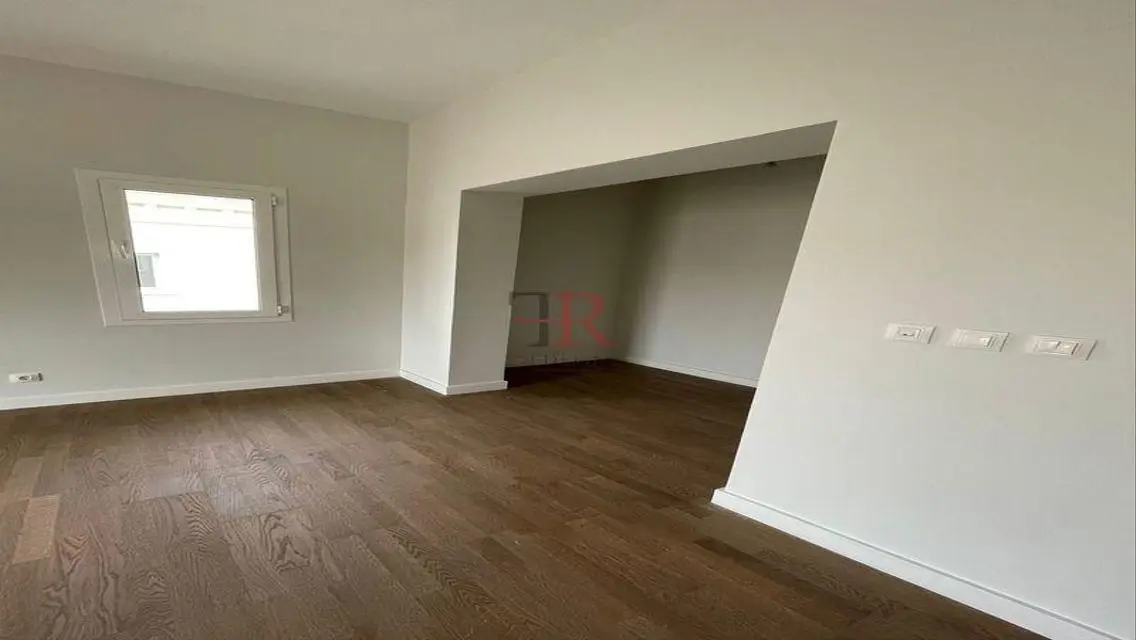 Luxurious Apartment for Sale with Ideal Space
