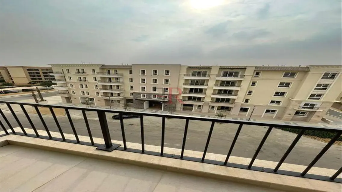 Luxurious Apartment for Sale with Ideal Space