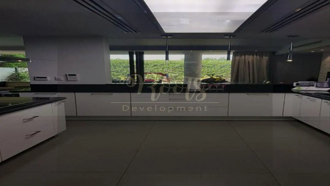Luxury Apartment of 230 Meters