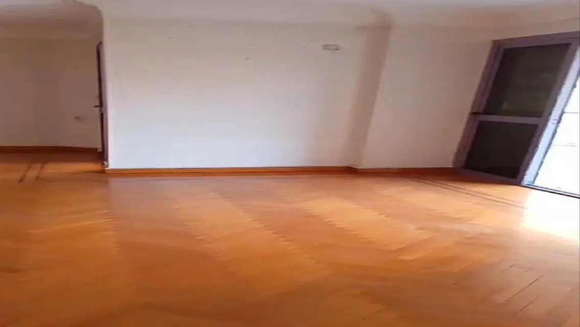 شقة فاخرة للإيجار بتصميم حديث