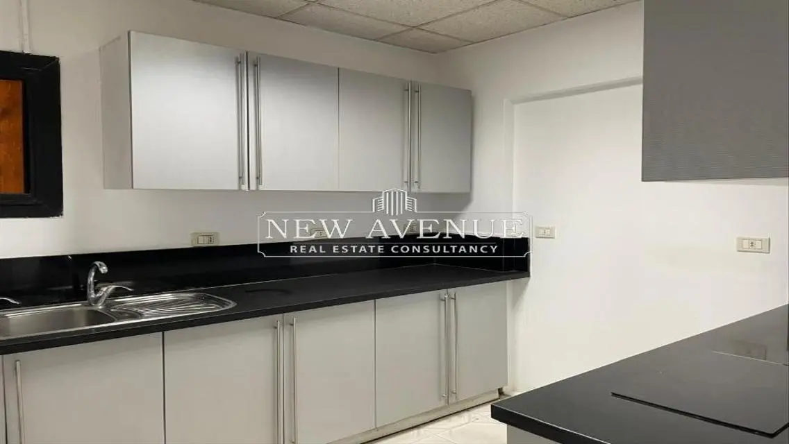 Luxury 3-Bedroom Apartment in Prime Location