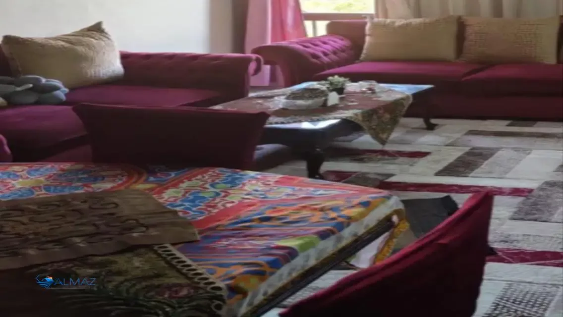 شقة فاخرة للبيع بمساحة 700 متر في S5124