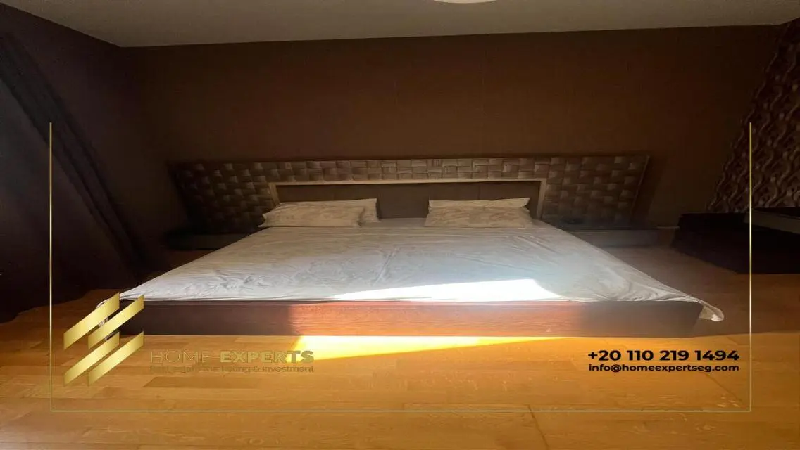 Luxury Villa for Sale with 570 Square Meters in Prime Location