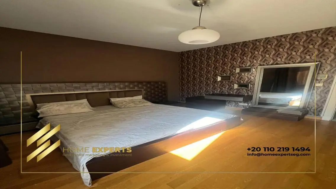 Luxury Villa for Sale with 570 Square Meters in Prime Location