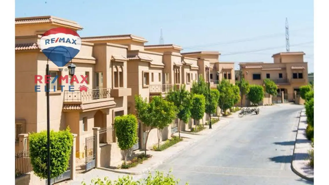Luxury Villa for Sale - 630 Square Meters at 26,000,000
