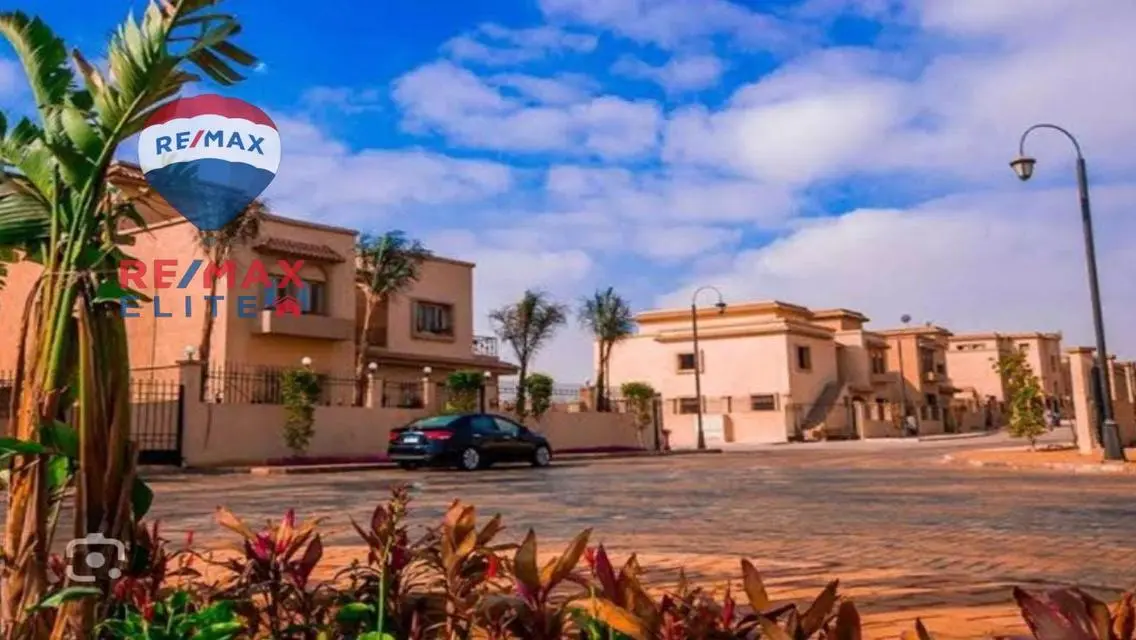 Luxury Villa for Sale - 630 Square Meters at 26,000,000