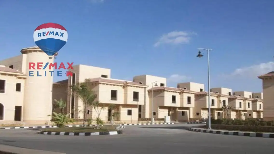 Luxury Villa for Sale - 630 Square Meters at 26,000,000