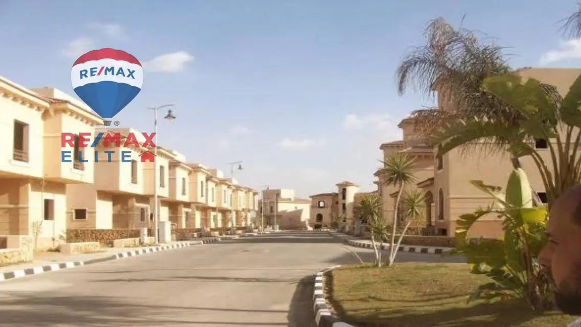 Luxury Villa for Sale - 630 Square Meters at 26,000,000