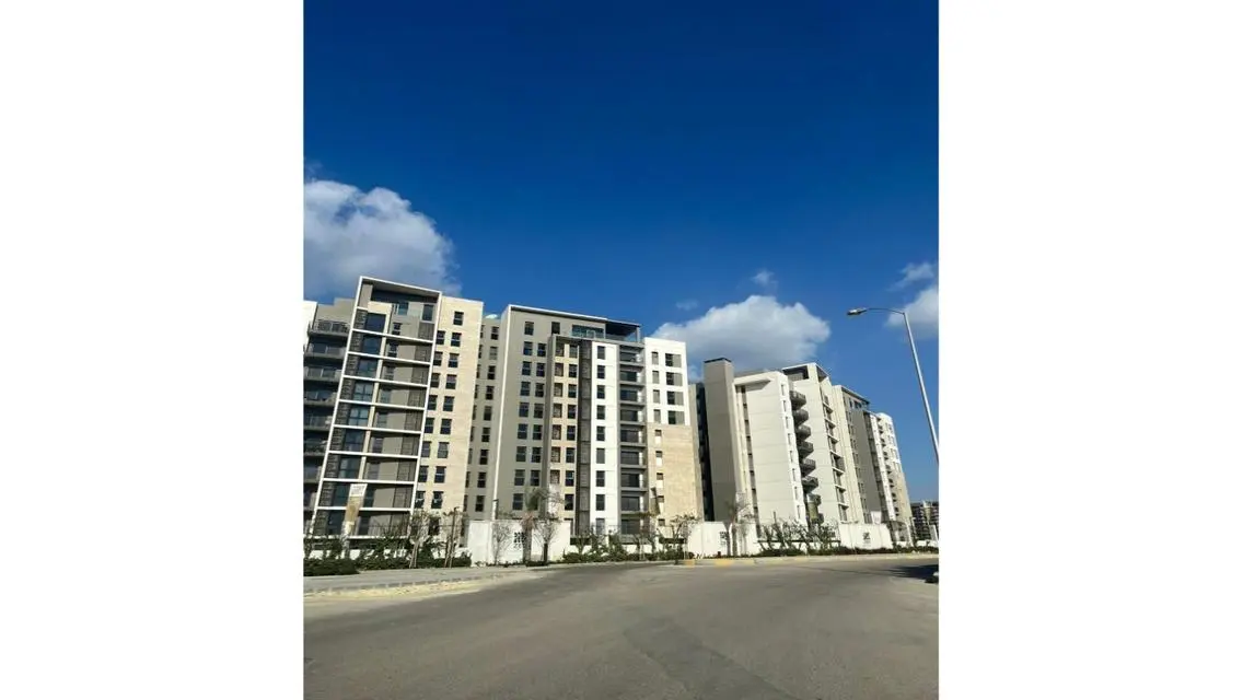 شقه للايجارفي ابراج زد الشيخ زايد مطبخ وتكيفات