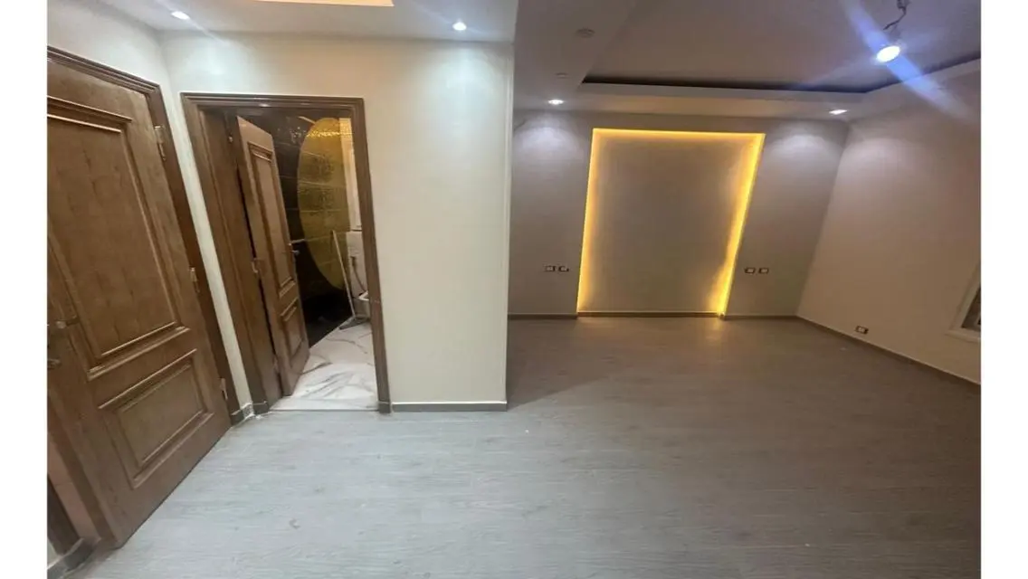 شقة فاخرة للبيع مع إطلالة مميزة