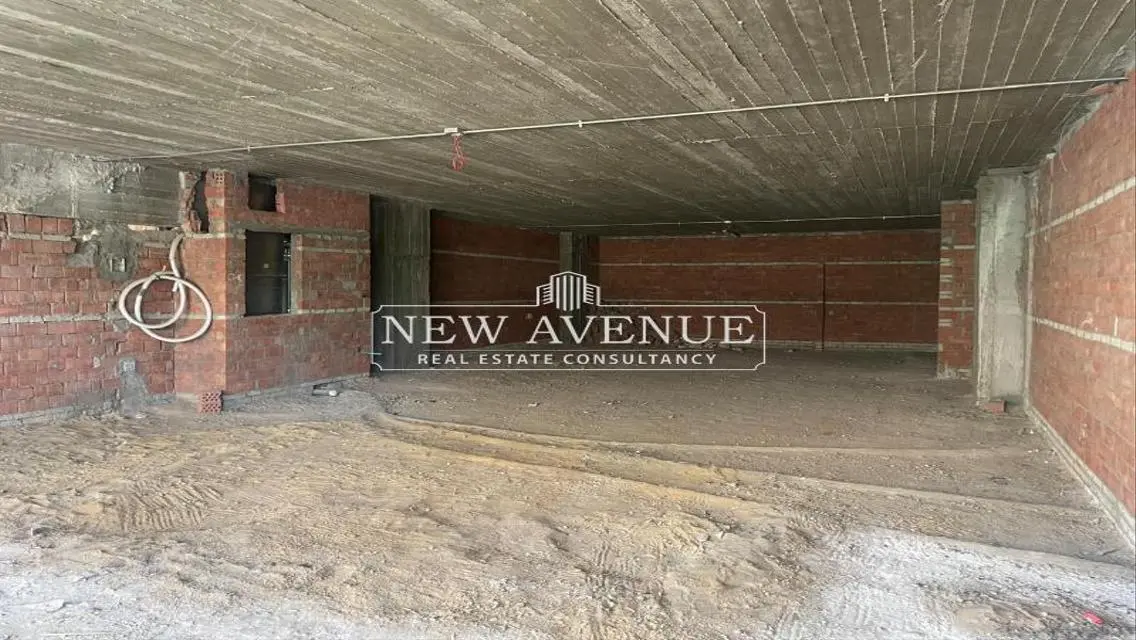 Retail For rent 160 sqm at 233 st  Maadi