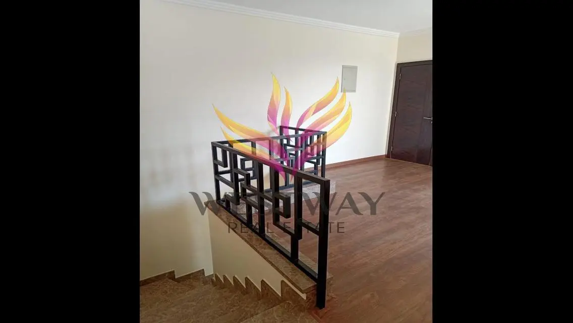 duplex 230 m for rent in westown