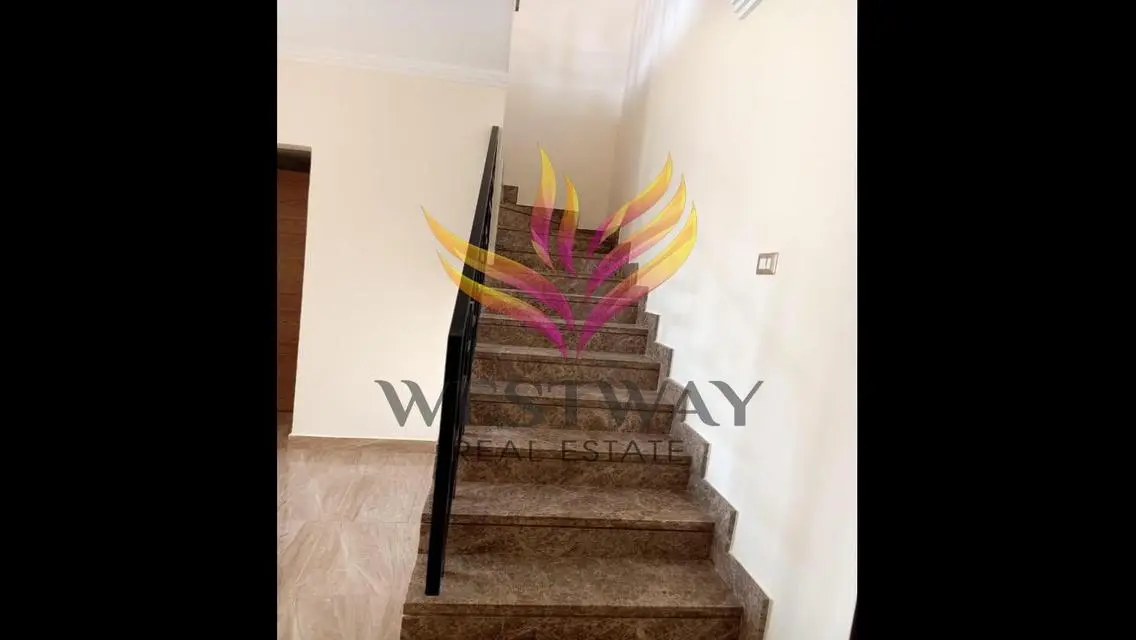 duplex 230 m for rent in westown