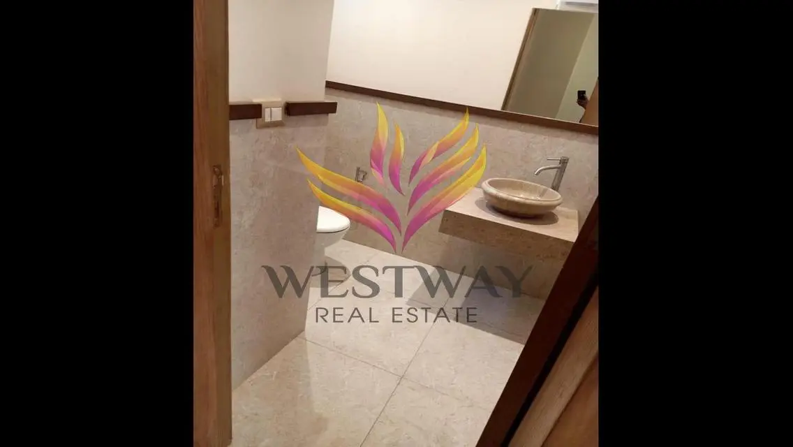 duplex 230 m for rent in westown
