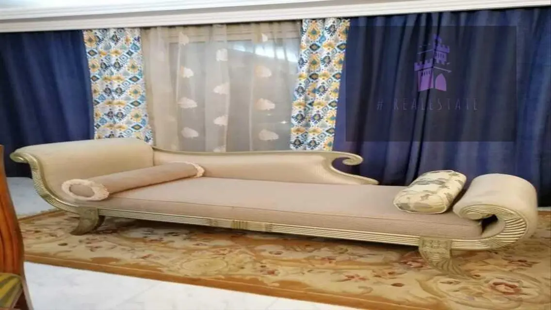 للايجار شقة مفروش فى الدقى_ الجيزة بجوار الخدمات