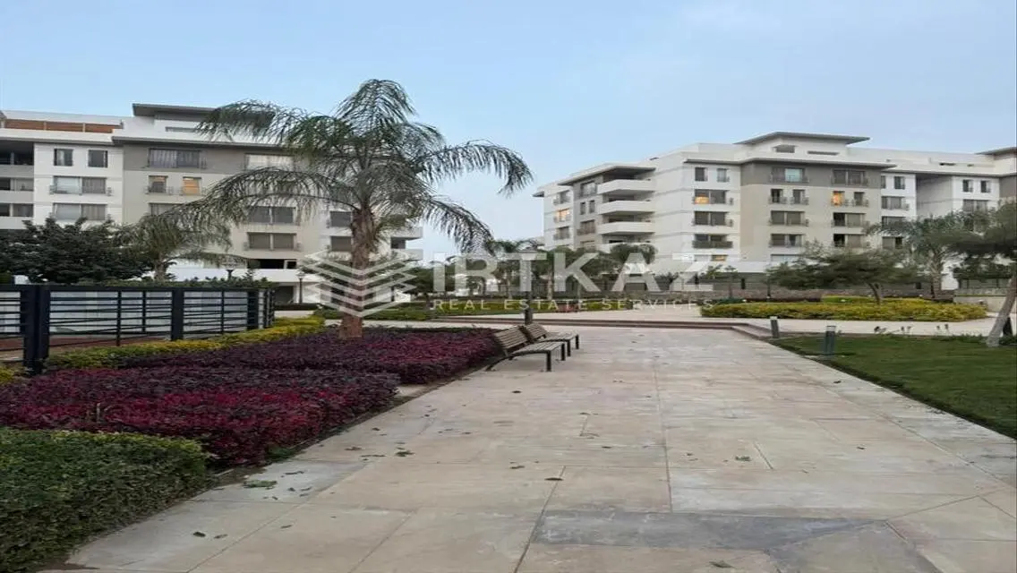 Luxurious Apartment for Sale with Spacious Area