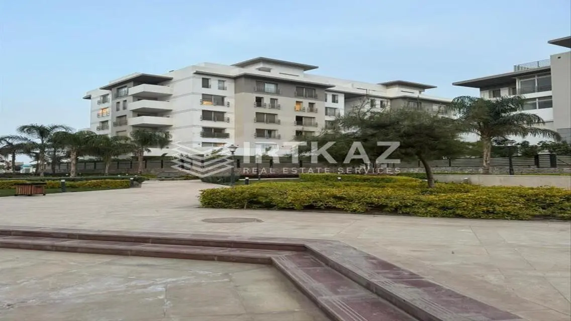 Luxurious Apartment for Sale with Spacious Area