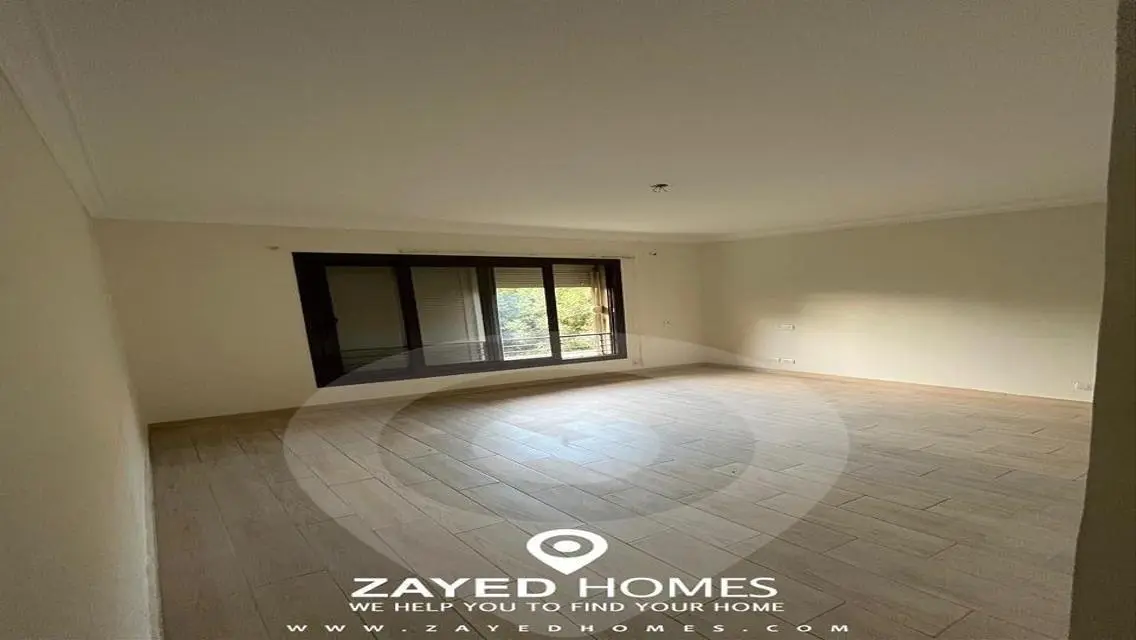 Duplex 234m with kitchen for rent in Casa