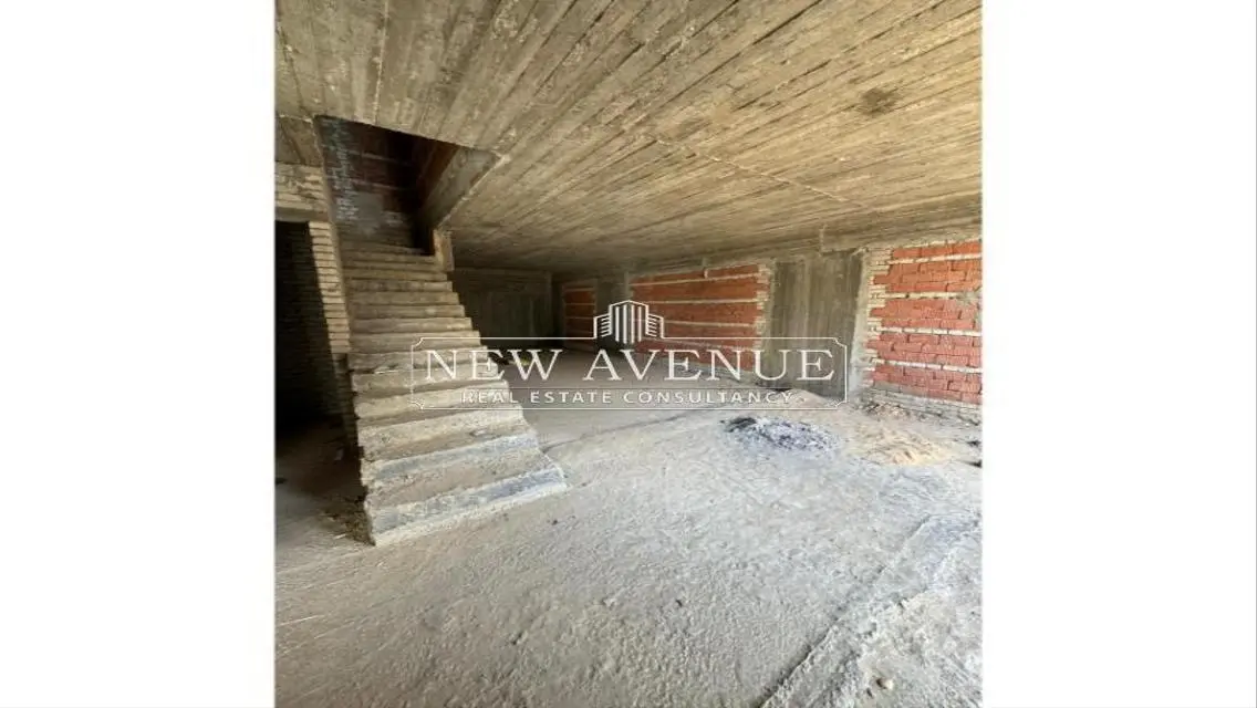 Luxurious Villa with Pool and Private Garden for Sale