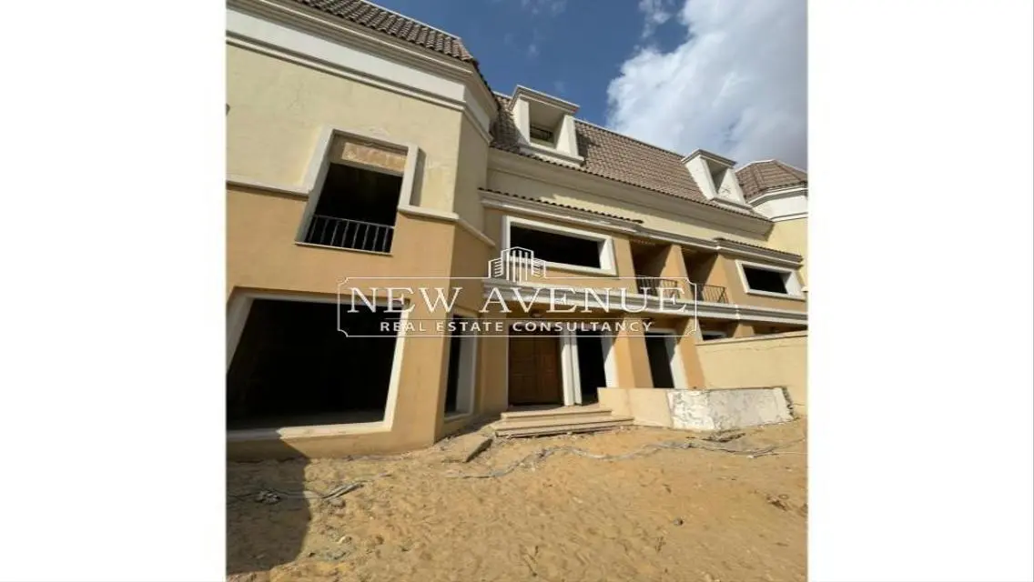 Luxurious Villa with Pool and Private Garden for Sale