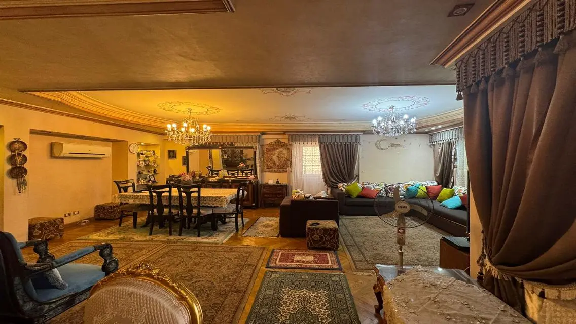 شقتان متصلتان للبيع 