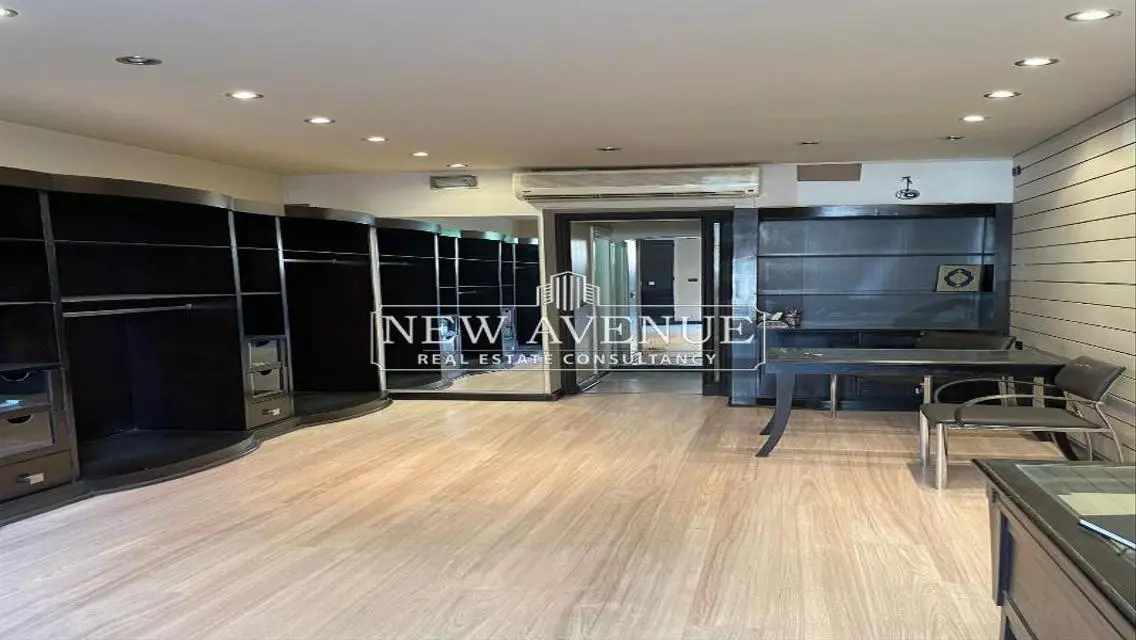 Ground Floor Retail 35m for Sale in El Korba