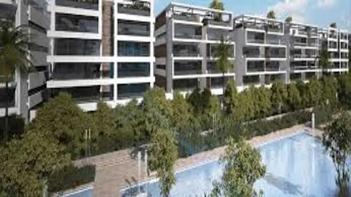 Luxury Lake View Apartment in New Cairo