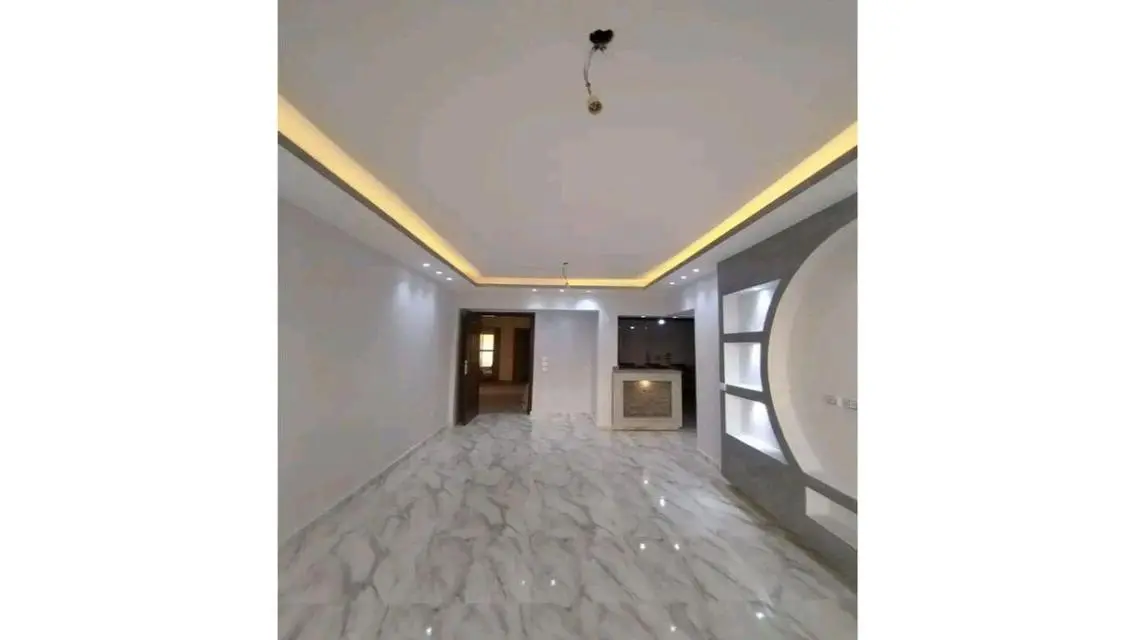 شقه ايجار علي البلاط كمبوند دجله بالمز