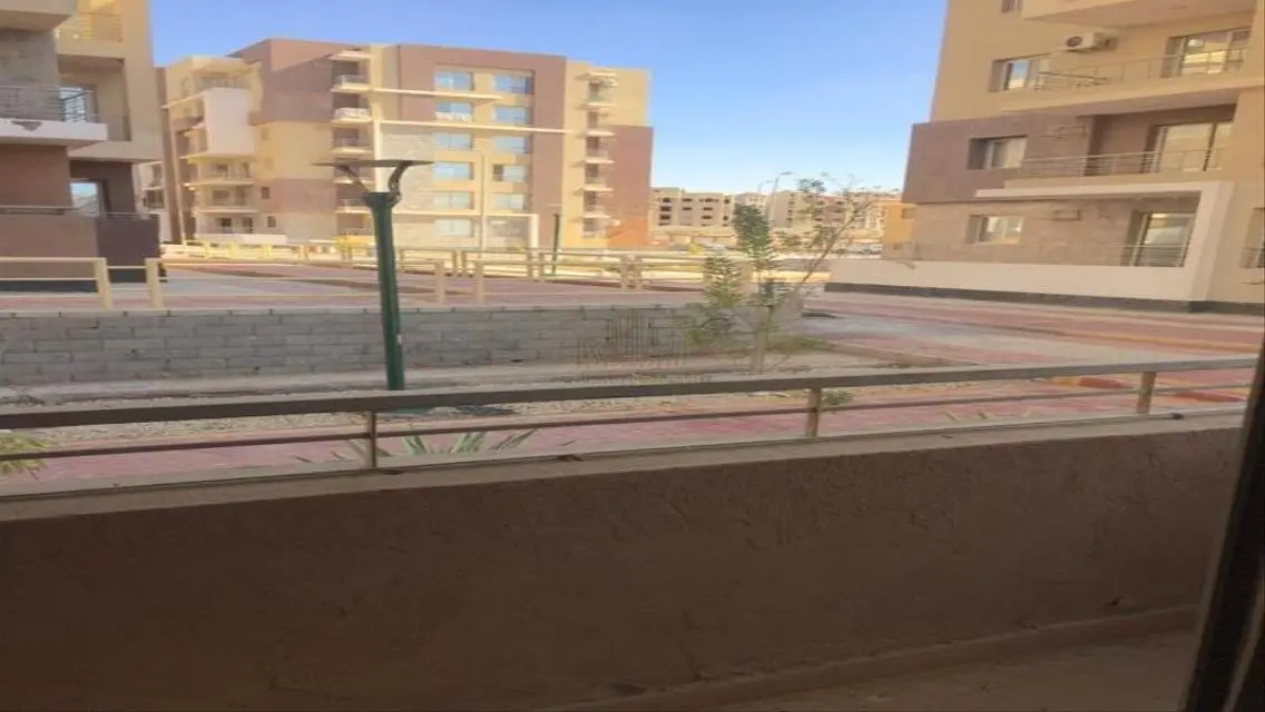 3 دقايق من محور محمد نجيب و5 دقايق من هايد بارك