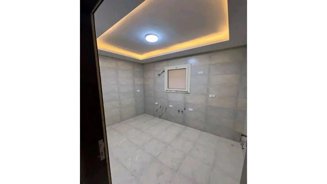 شقه ايجار فاضي كمبوند الخمائل الشيخ زايد