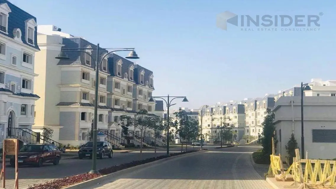 شقة فاخرة للبيع بمساحة واسعة