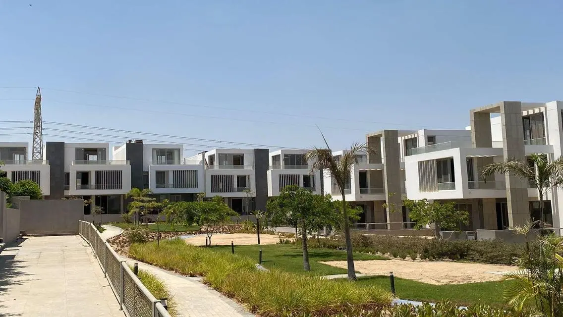 Luxury 3-Bedroom Apartment with Balcony and Stunning View