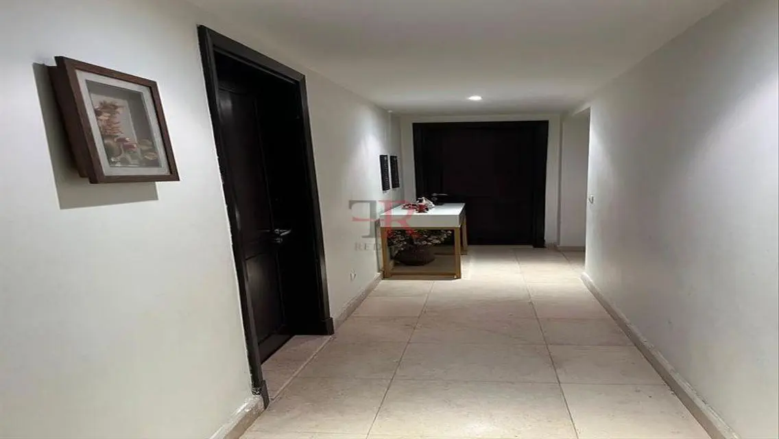 Apartment with private garden for rent in mivida