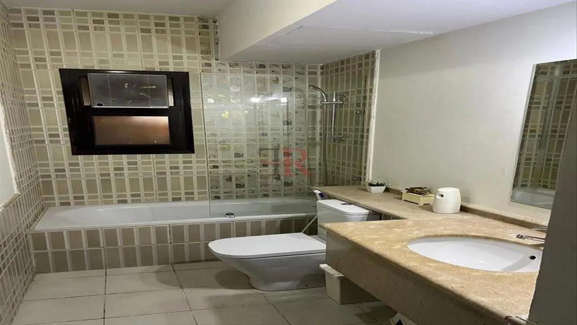 Apartment with private garden for rent in mivida