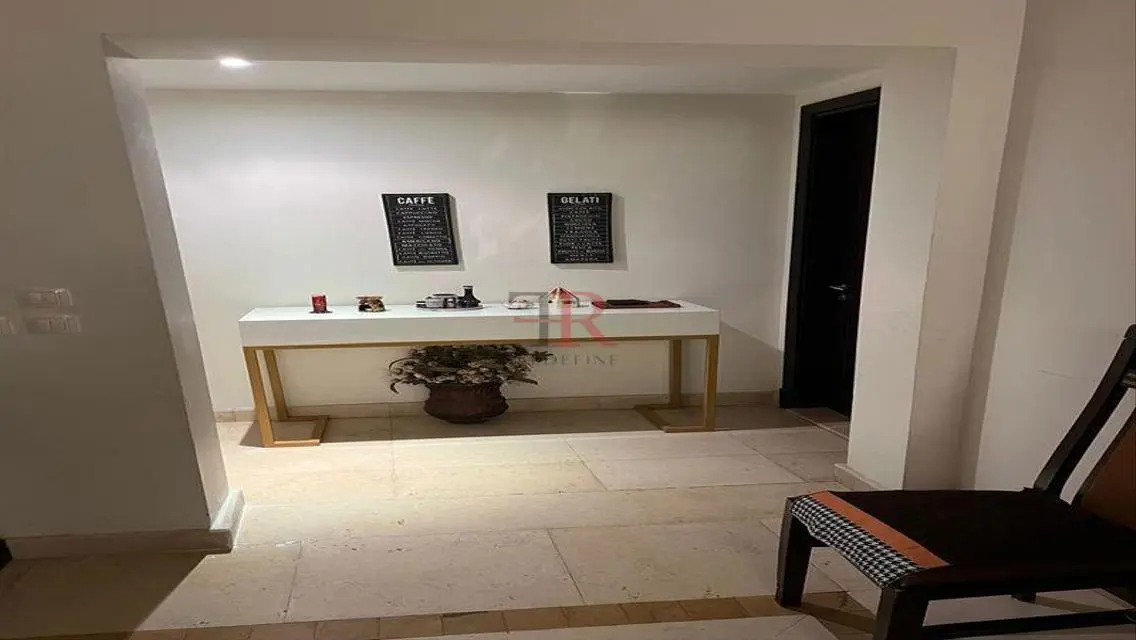 Apartment with private garden for rent in mivida