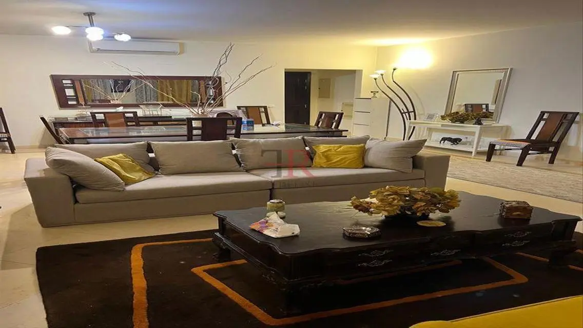 Apartment with private garden for rent in mivida