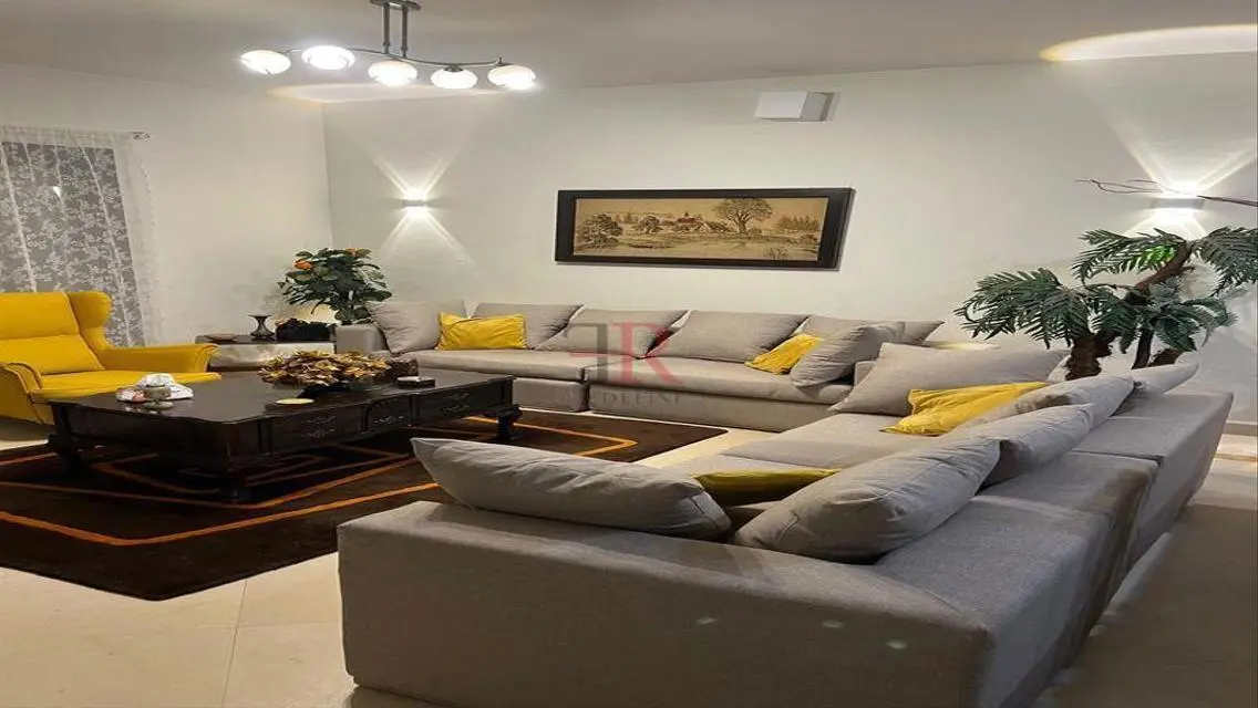 Apartment with private garden for rent in mivida