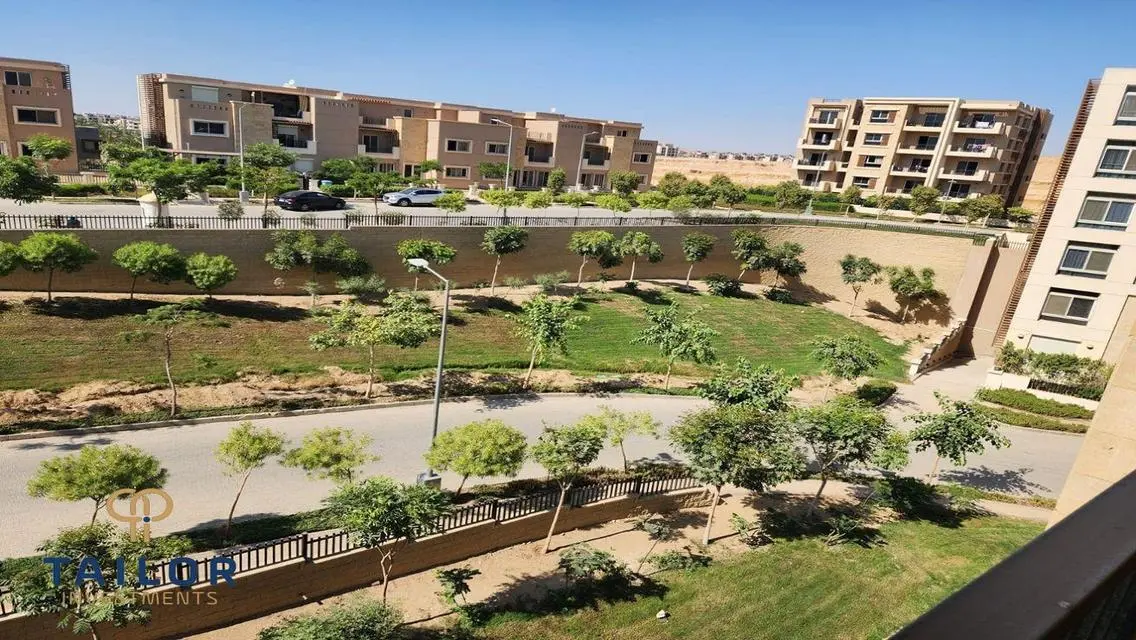شقة فاخرة للبيع في تاج سيتي - 5125000 جنيهاً