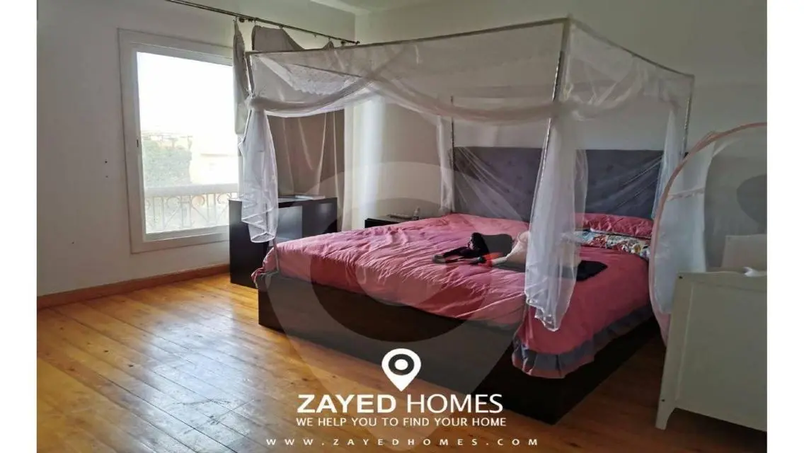 Furnished apartment 190 sqm for sale in Beverly