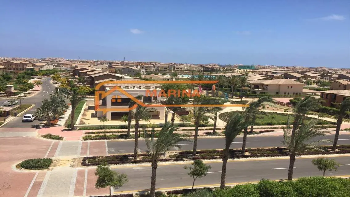 شقة بنتهاوس للبيع في مراسي كاتانيا