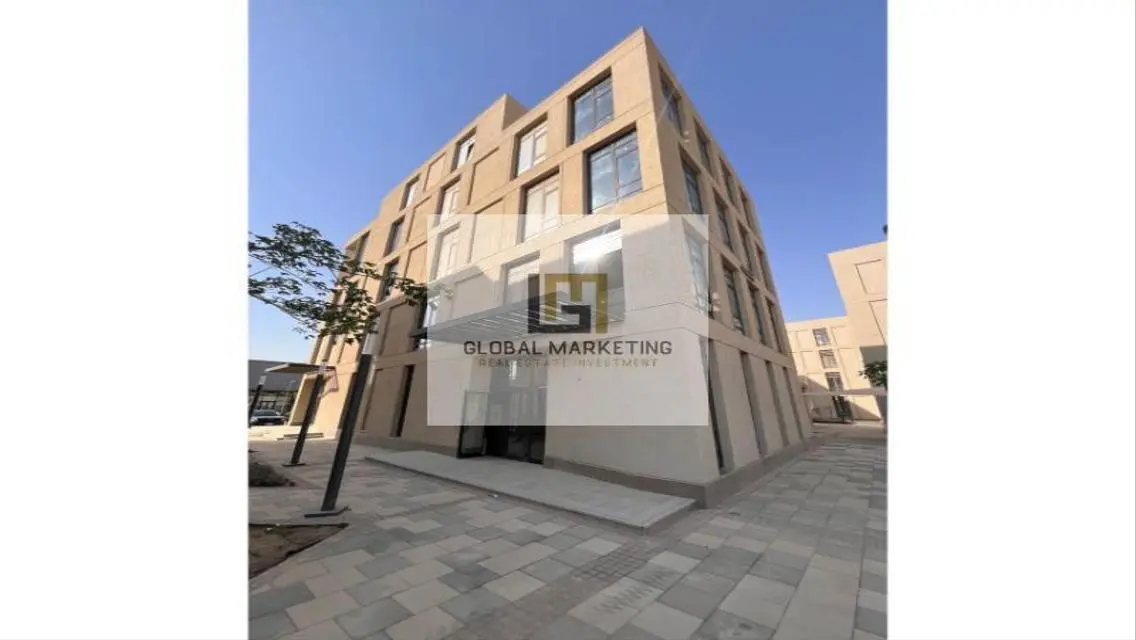 طابق كامل للايجار 960م في ديستريكت5-بموقع ممتاز