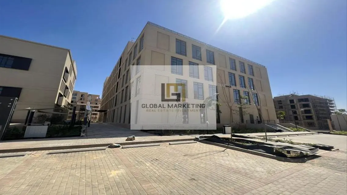 طابق كامل للايجار 960م في ديستريكت5-بموقع ممتاز